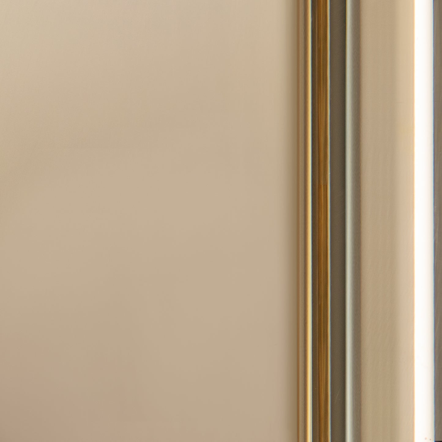Pivot Hinge